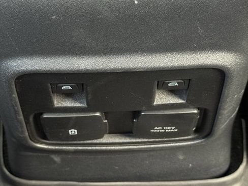 Used 2024 Ford Bronco Wildtrak AWD/4WD image 30