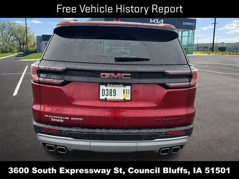 Used 2024 GMC Acadia Elevation w/ Luxury Package AWD/4WD image 5