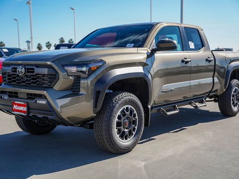 New 2026 Toyota Tacoma TRD Off-Road image 3