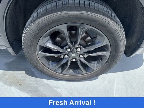Used 2023 Dodge Durango GT image 19