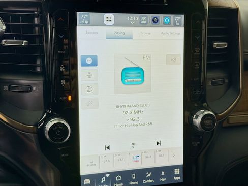 Used 2024 RAM 3500 Limited image 16