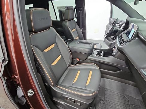 Used 2023 GMC Yukon AT4 w/ LPO, Floor Liner Package AWD/4WD image 44
