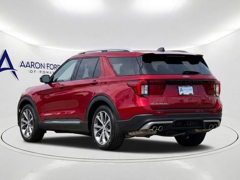 Used 2025 Ford Explorer Platinum w/ Ultimate Package RWD image 3