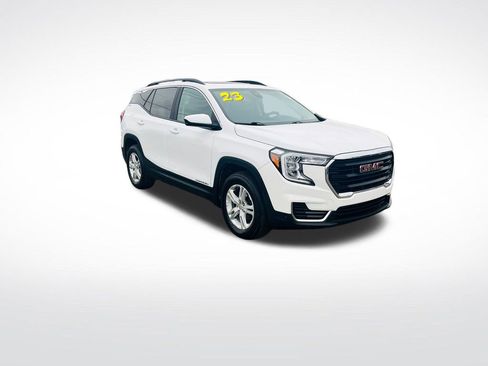 Used 2023 GMC Terrain SLE w/ Driver Convenience Package image 11