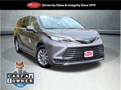Certified 2021 Toyota Sienna LE