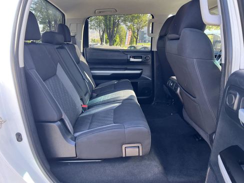 Used 2014 Toyota Tundra SR5 w/ SR5 Upgrade Package AWD/4WD image 25