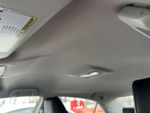 Used 2016 Toyota Corolla S image 22