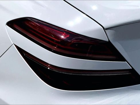 Used 2023 Genesis G70 2.0T RWD image 29