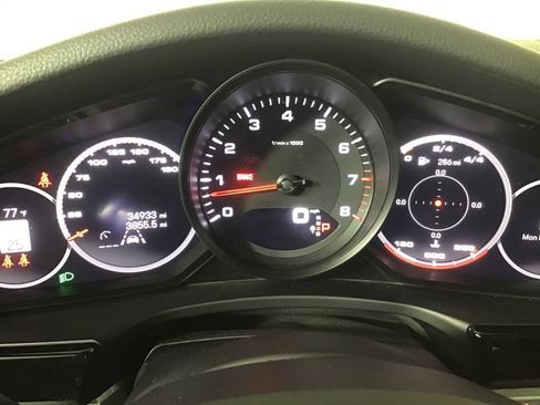 Certified 2023 Porsche Panamera 4 AWD/4WD image 33
