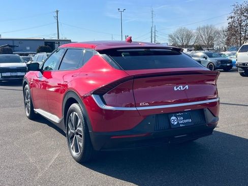 Used 2024 Kia EV6 Light image 11