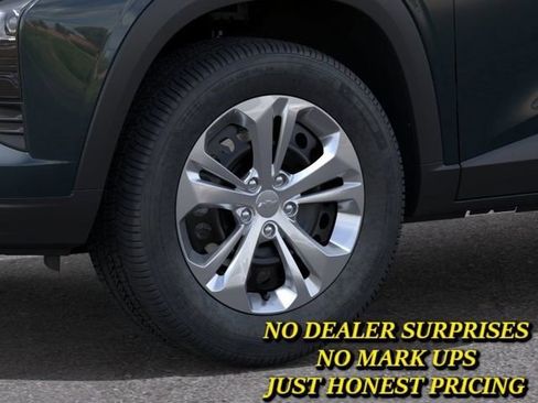 New 2026 Chevrolet Trax LS FWD image 9