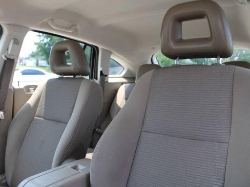 Used 2009 Dodge Caliber SXT FWD image 20