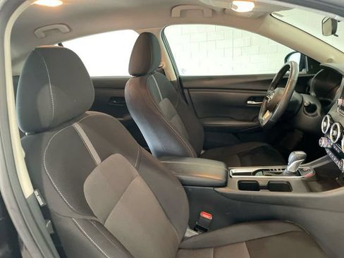 Used 2025 Nissan Sentra SV w/ All-Weather Package FWD image 17