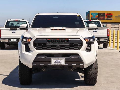 Used 2024 Toyota Tacoma TRD Sport w/ TRD Sport Premium Package AWD/4WD image 2