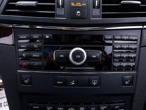 Used 2010 Mercedes-Benz E 550 Coupe image 18