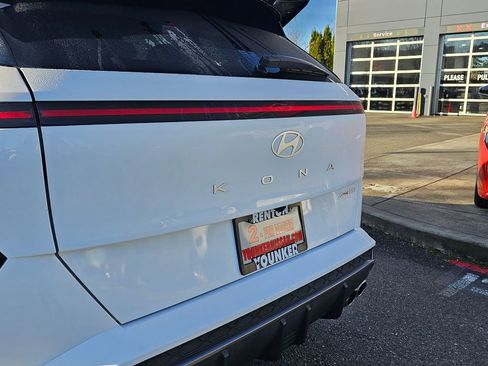 Used 2024 Hyundai Kona N Line image 10