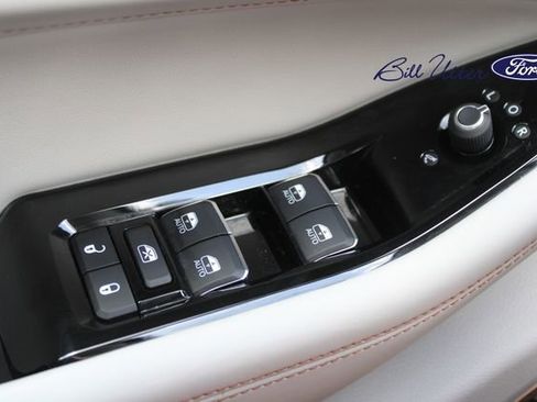 Used 2021 Jeep Grand Cherokee L Overland w/ Advanced Protech Group III AWD/4WD image 24