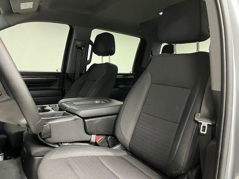 Used 2024 Chevrolet Silverado 2500 LT AWD/4WD image 18