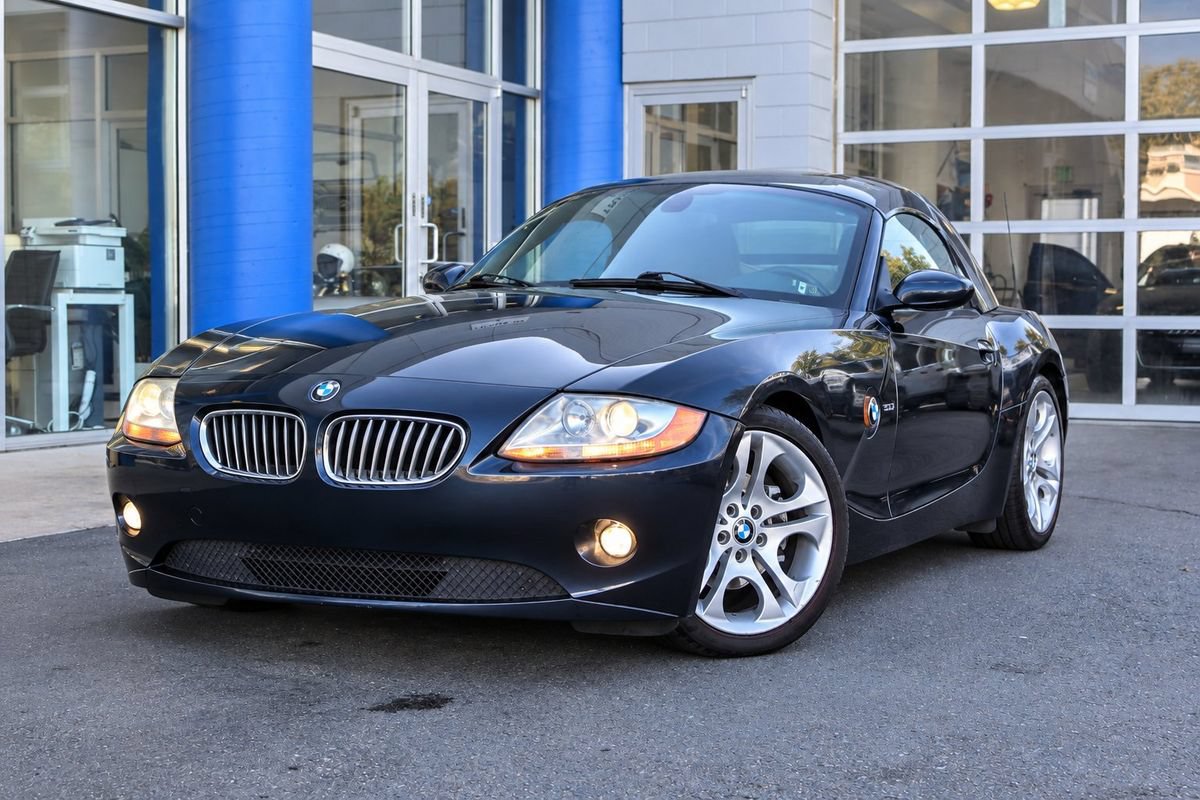 Used 2004 BMW Z4 3.0i RWD image 1