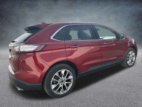 Used 2018 Ford Edge Titanium w/ Equipment Group 302A image 6
