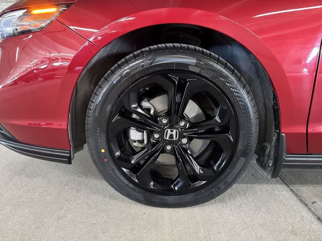 Used 2025 Honda Accord SE image 10