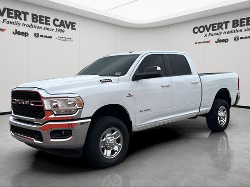 Used 2022 RAM 2500 Big Horn w/ Cold Weather Group image 3