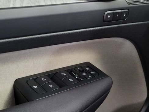 New 2026 Volvo XC40 B5 Plus w/ Protection Package Premier image 21