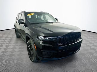 Certified 2024 Jeep Grand Cherokee Altitude AWD/4WD video 2