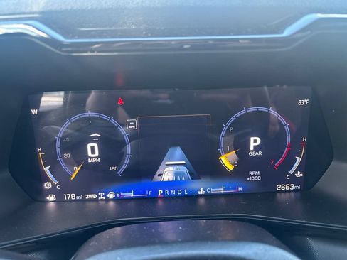 Used 2025 Chevrolet Colorado Z71 w/ Midnight Edition AWD/4WD image 18