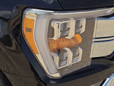 Used 2021 Ford F150 Lariat AWD/4WD image 10