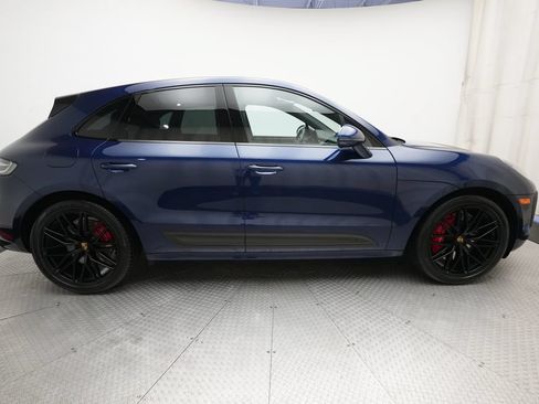 Certified 2022 Porsche Macan GTS w/ Premium Package Plus AWD/4WD image 4