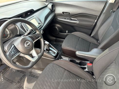 Used 2022 Nissan Kicks S image 12