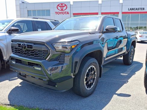New 2026 Toyota Tacoma TRD Off-Road AWD/4WD image 3