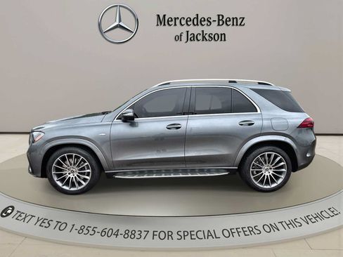 Used 2025 Mercedes-Benz GLE 450e 4MATIC image 5