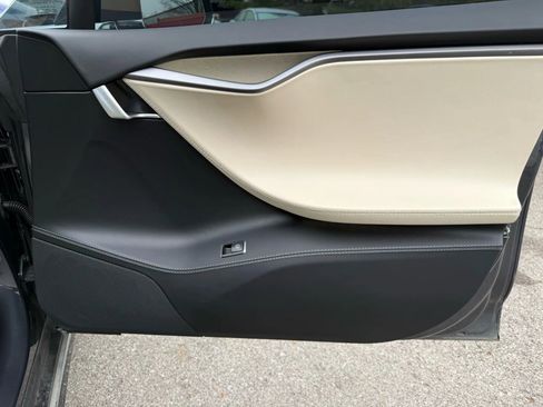 Used 2019 Tesla Model S Long Range image 29