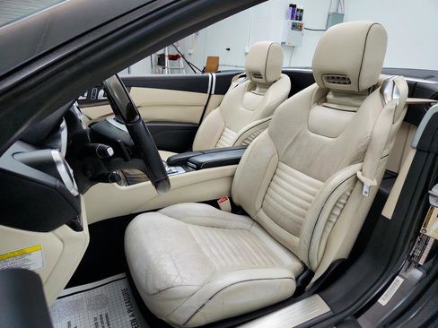 Used 2013 Mercedes-Benz SL 550 image 14