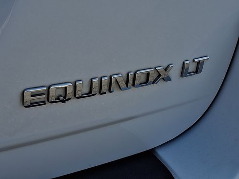 Used 2015 Chevrolet Equinox LT image 28