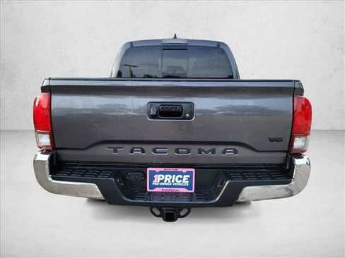 Used 2022 Toyota Tacoma SR5 RWD image 6