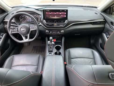 Used 2023 Nissan Altima 2.0 SR FWD image 52