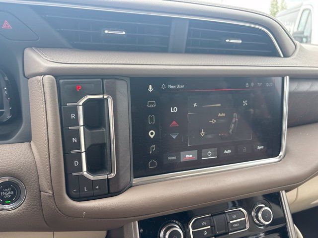 Used 2023 GMC Yukon Denali w/ Advanced Technology Package AWD/4WD image 41