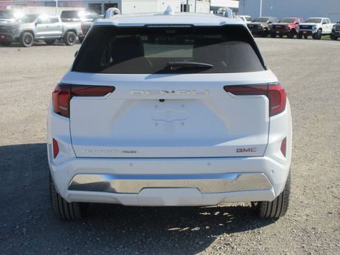 New 2026 GMC Terrain Denali image 5