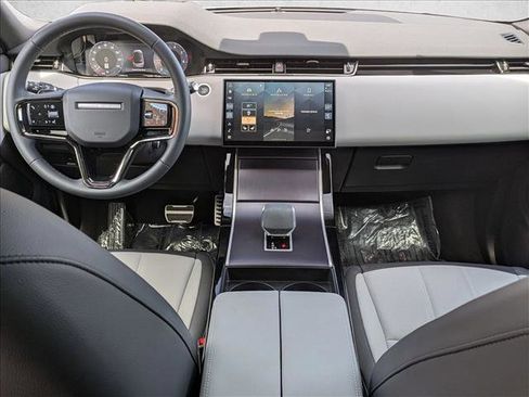 Used 2026 Land Rover Range Rover Evoque Dynamic SE image 19