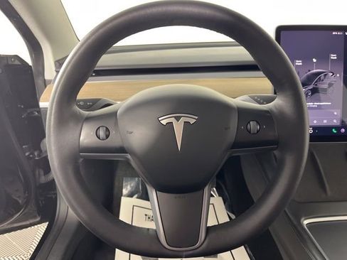 Used 2023 Tesla Model 3 Standard Range RWD image 16