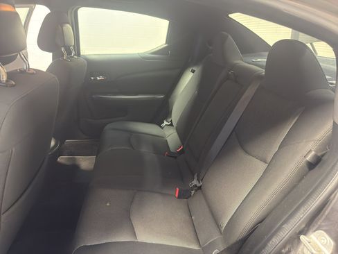 Used 2014 Dodge Avenger SE w/ Blacktop Package FWD image 28