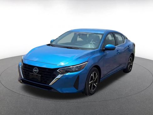 Used 2025 Nissan Sentra SV FWD image 6