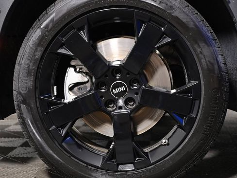 Certified 2025 MINI Cooper Countryman S AWD/4WD image 40