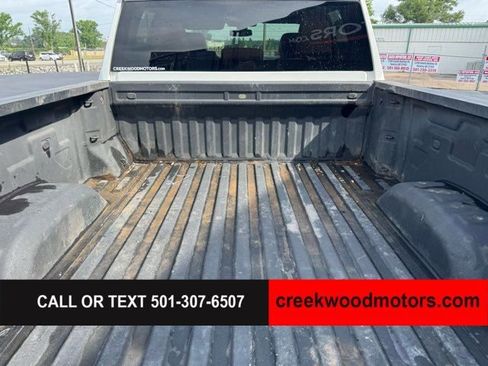 Used 2021 Chevrolet Silverado 2500 Custom w/ Custom Value Package AWD/4WD image 17