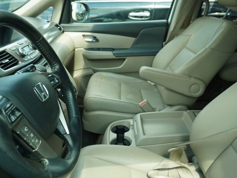 Used 2016 Honda Odyssey EX-L image 8