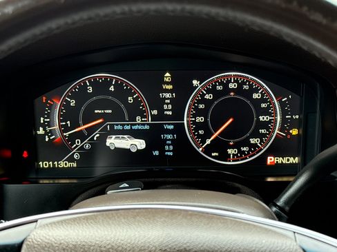 Used 2015 Cadillac Escalade Premium image 34