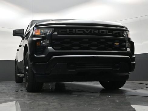 Used 2023 Chevrolet Silverado 1500 Custom RWD image 26